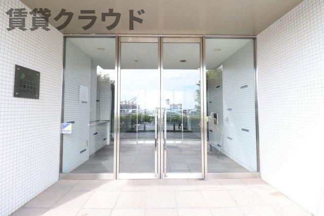 エコロジー千葉みなとレジデンスのエントランス|建物の内部です