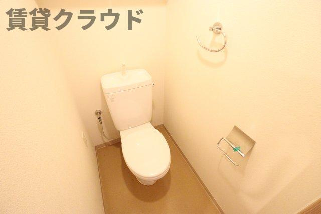 エコロジー千葉みなとレジデンスのトイレ|ちょっとした収納があるのもGood♪