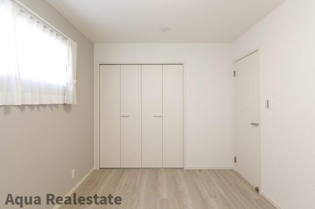 高松市新田町　新築未入居戸建ての洋室|コンパクトで使いやすい洋室です