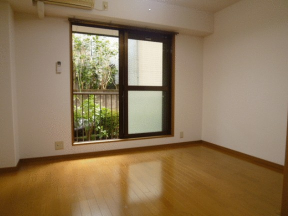 アカツキパレスの居間・リビング