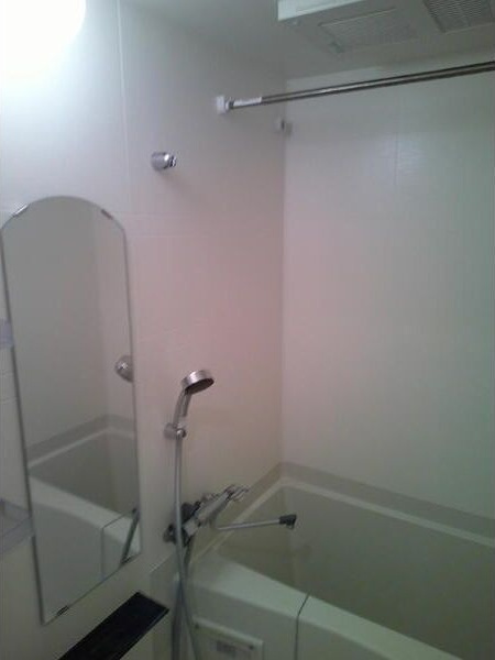 プレサンス堺筋本町センティス　BRAVI不動産の浴室|【プレサンス堺筋本町センティス】ゆったり過ごせるお風呂です