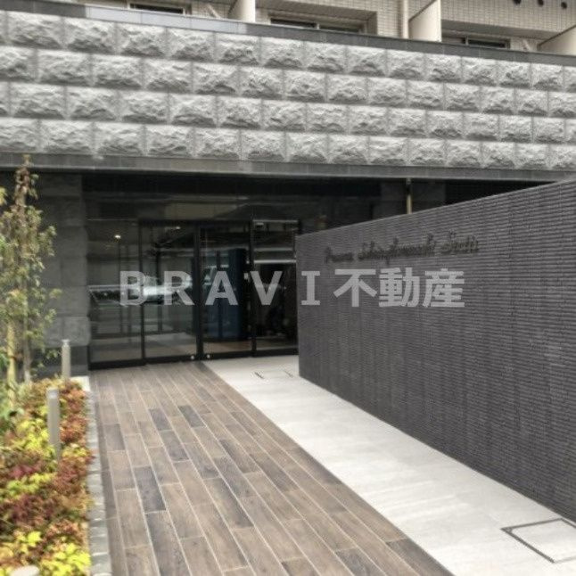 プレサンス堺筋本町センティス　BRAVI不動産のエントランス|【プレサンス堺筋本町センティス】建物の内部です