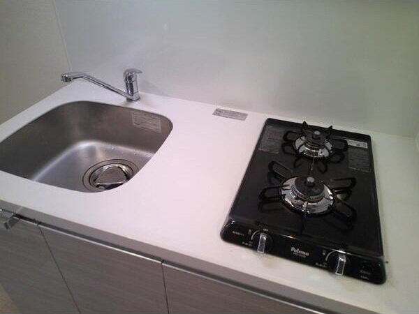 プレサンス堺筋本町センティス　BRAVI不動産のキッチン|【プレサンス堺筋本町センティス】お料理しやすいキッチンです