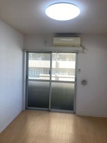 ミリアビタＮｏ．１５の居間・リビング