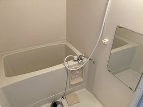 ミリアビタＮｏ．１５の浴室