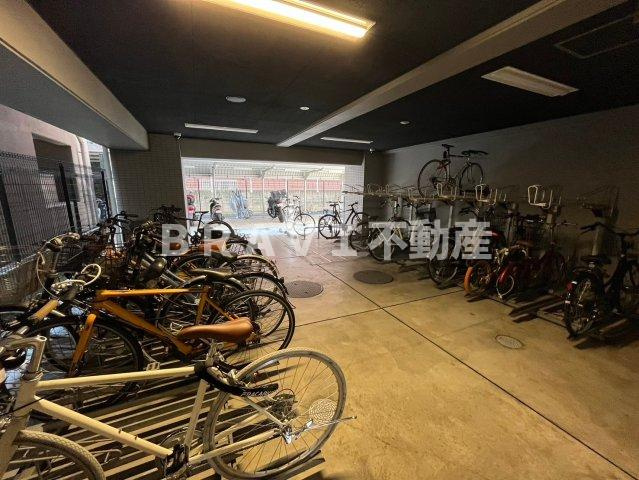 エスライズ東本町　BRAVI不動産のその他共用部分|【エスライズ東本町】駐輪場