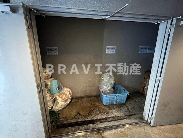 エスライズ東本町　BRAVI不動産のその他共用部分|【エスライズ東本町】ゴミ置き場