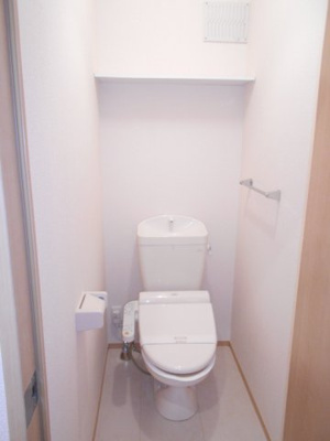 【トイレ】 | ラ・シェモア | トイレ