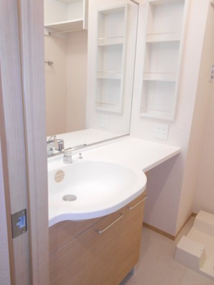 【洗面所】 | ラ・シェモア | 洗面所