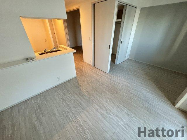 ソルレヴェンテ新梅田の居間・リビング