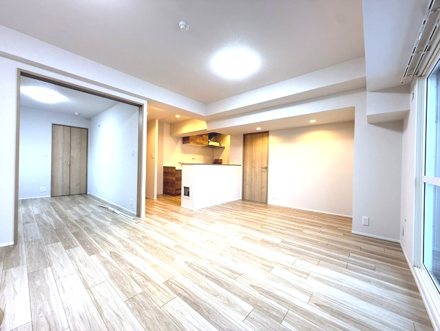 シーアイマンション円山　西棟の居間・リビング