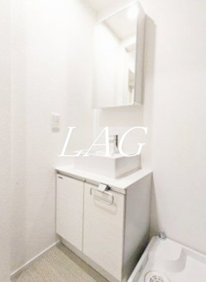 【洗面所】 | カサプレミア代田 | 独立洗面台です。