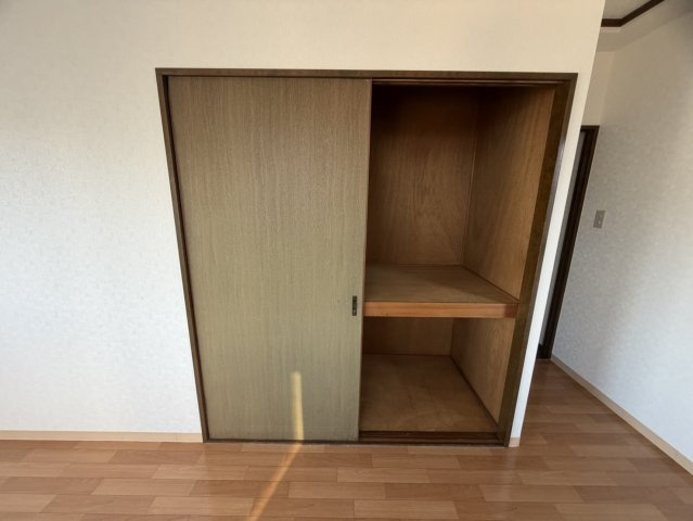 スカイシティ９番館の収納