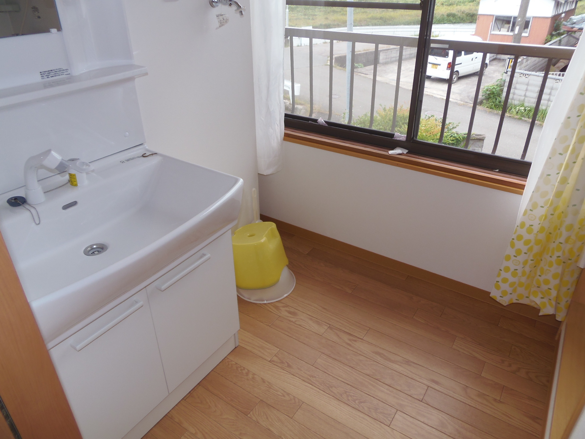 丹波市山南町大谷の中古一戸建の洗面所|2階洗濯機置場