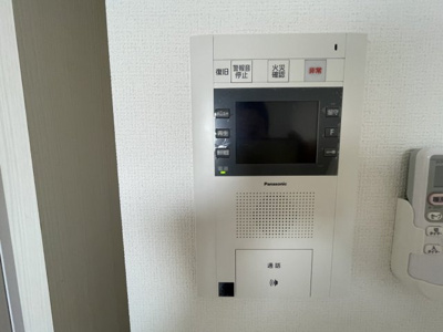 【セキュリティ】 | アドバンス新大阪ウエストゲート | モニター付きインターホンで安心です。