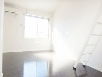 【寝室】 | プレジール中町 | 寝室です。