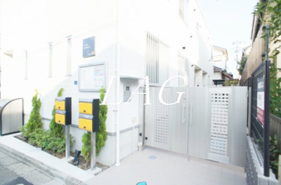 【エントランス】 | リブリ・ブランシュ・フォレ | エントランスです。