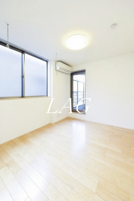 【居間・リビング】 | グランエッグス自由が丘Ｗ | 洋室のお部屋です。