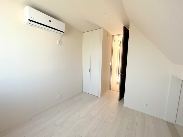 ヘーベルメゾン高円寺北の居間・リビング|★２階洋室6帖★