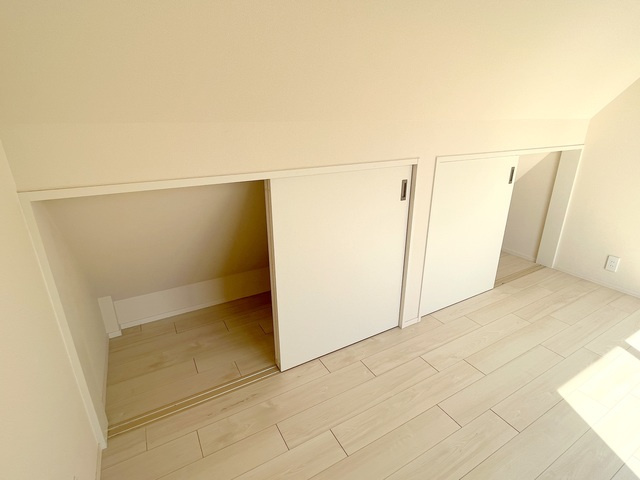 ヘーベルメゾン高円寺北の居間・リビング|★洋室6帖★