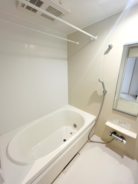 ヘーベルメゾン高円寺北の浴室|★大型バスルーム★　★浴室乾燥機・追焚機能★