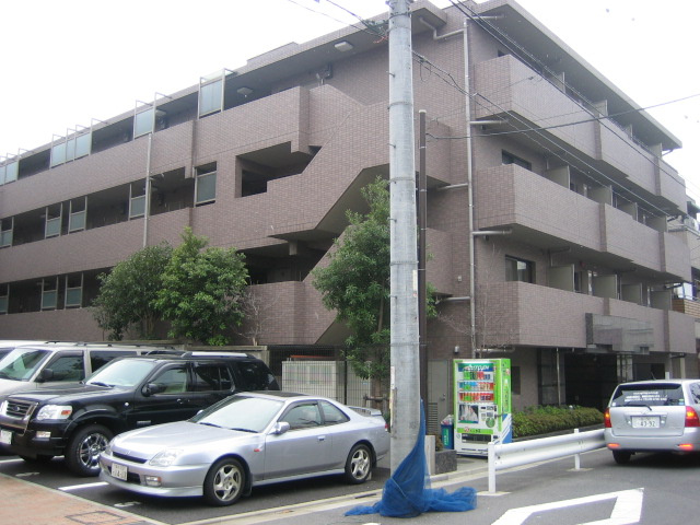 ルーブル上池台壱番館の外観