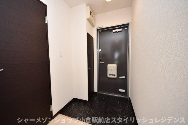 レオネクストKUZUHAの玄関