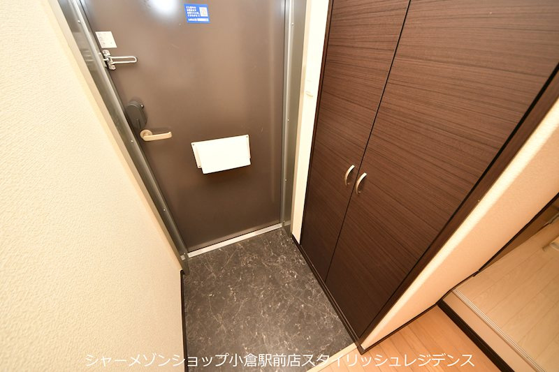 レオネクストドルチェイケベの玄関|現況と異なる場合は現況を優先します