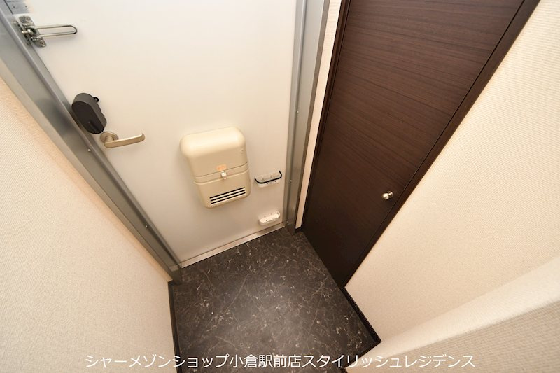 レオネクスト萩ヶ丘の玄関|写真と異なる場合は現況を優先します