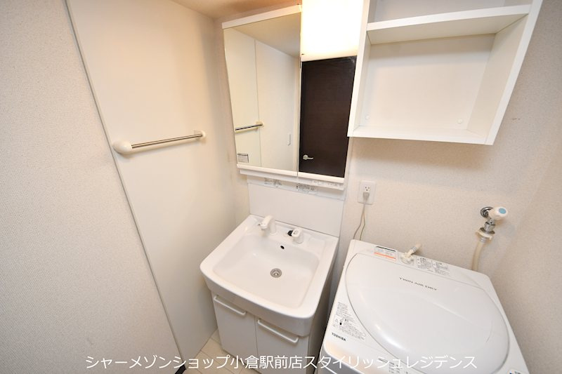 レオネクスト萩ヶ丘の洗面所|写真と異なる場合は現況を優先します