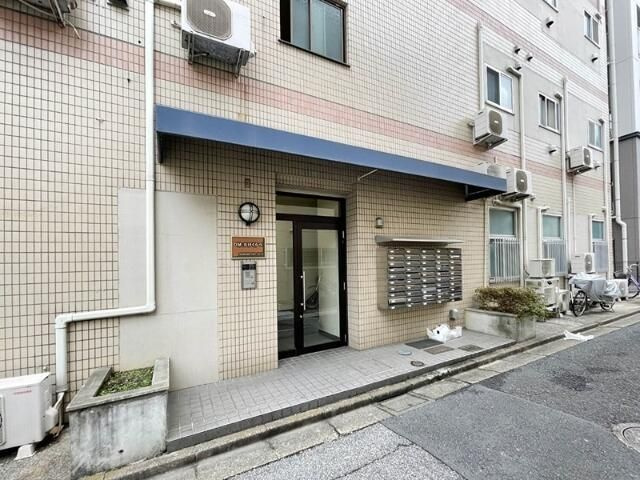 ＤＭたけくらべのエントランス