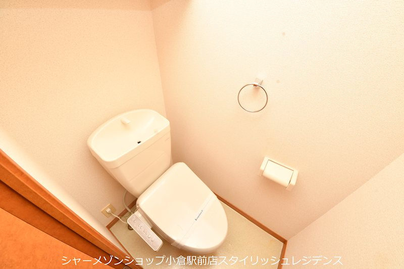 レオネクスト日明のトイレ|現況と異なる場合は現況を優先します