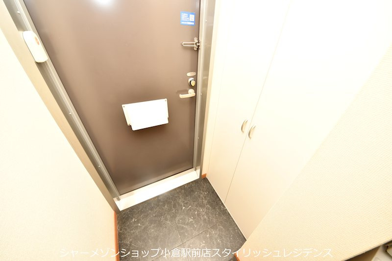 レオネクスト日明の玄関|現況と異なる場合は現況を優先します