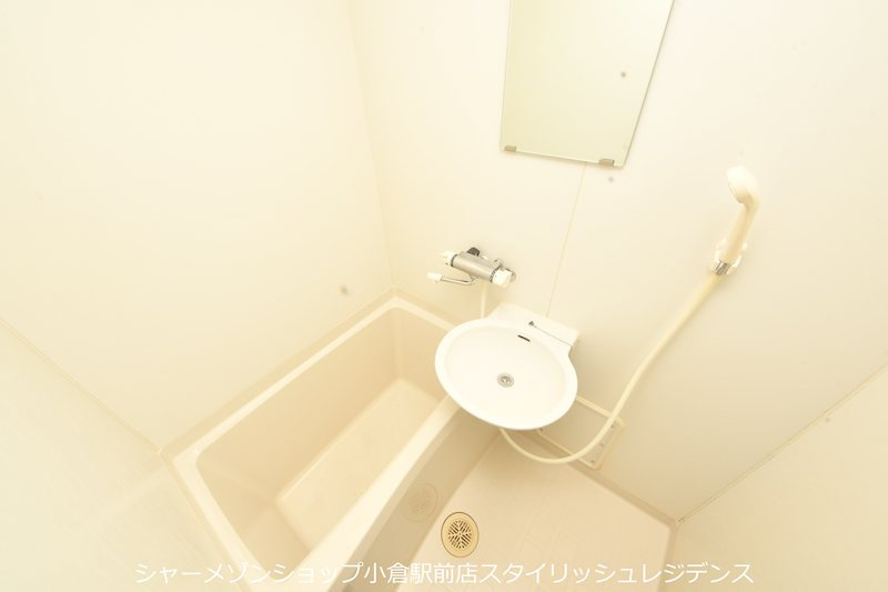 レオネクスト日明の浴室|現況と異なる場合は現況を優先します