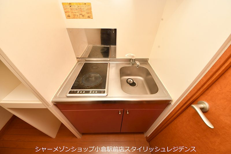 レオネクスト日明のキッチン|現況と異なる場合は現況を優先します