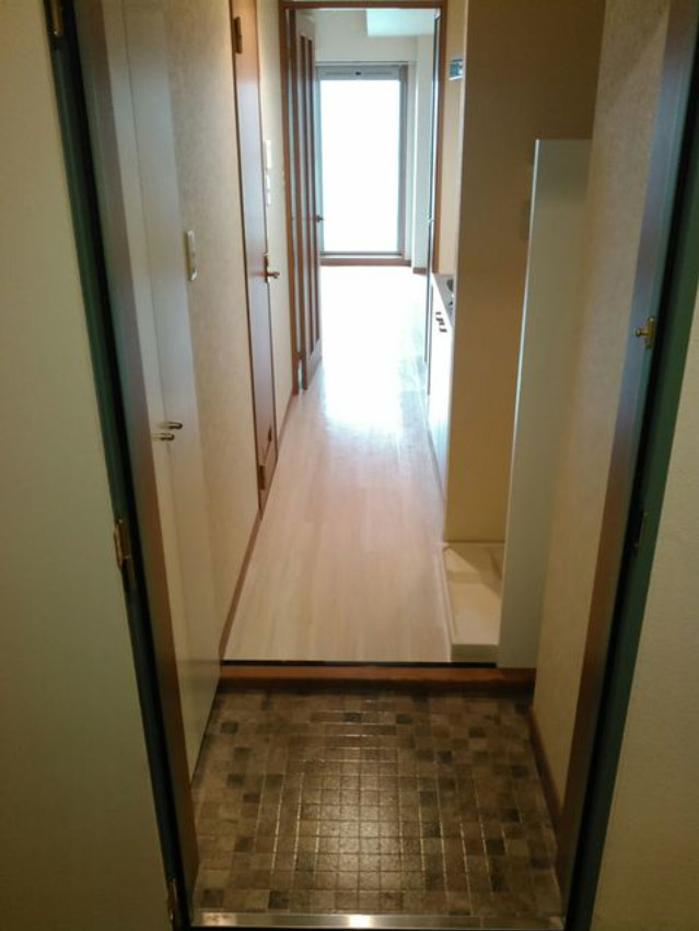 シャイン小石川の玄関