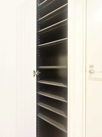 ハーモニーテラス切戸町Ⅲの玄関