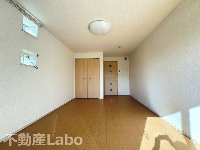 徳島市八万町夷山のアパートの内装