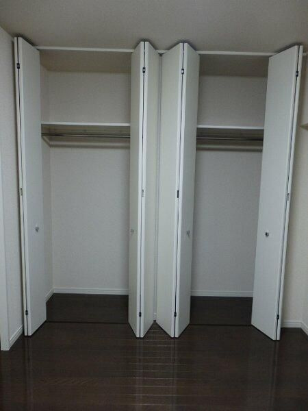 フェニックス高田馬場弐番館の収納