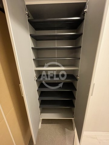 フォーリアライズナンバシエロの内装|フォーリアライズ難波シエロ　シューズボックス