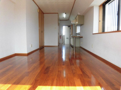 【洋室】 | シャトレ田港