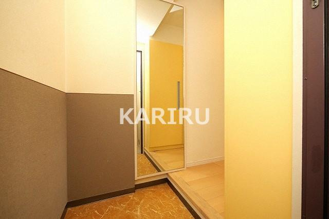 アスティオン都島の玄関