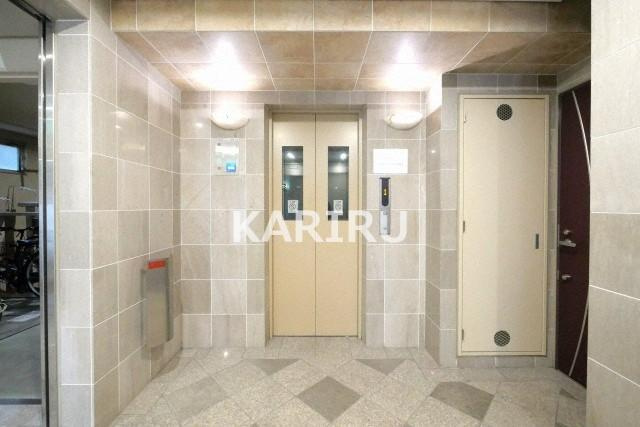 アスティオン都島のエントランス