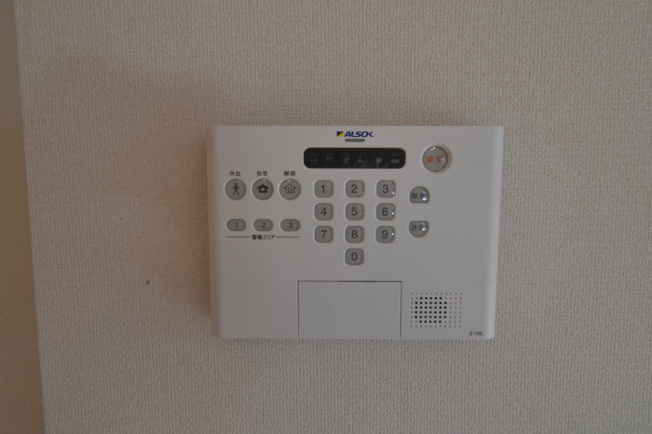 【セキュリティ】 | ルミエールエスト