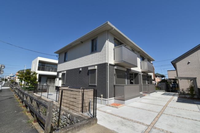 【エントランス】 | ルミエールエスト