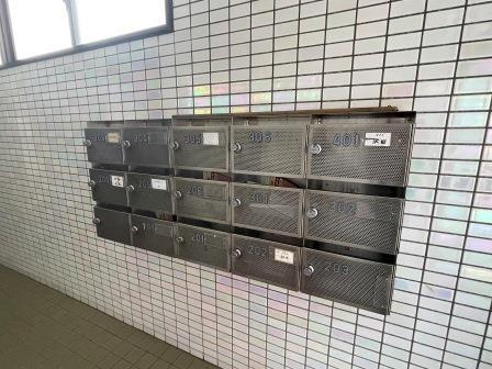 メゾンサワダのロビー