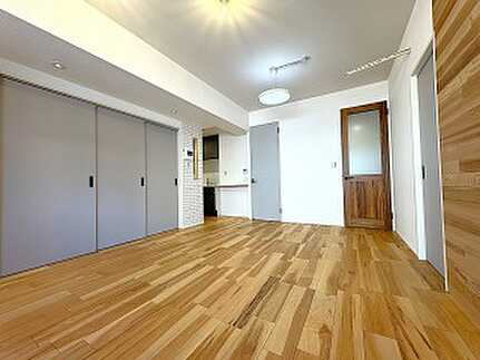 ダイアパレス舟入通りの居間・リビング