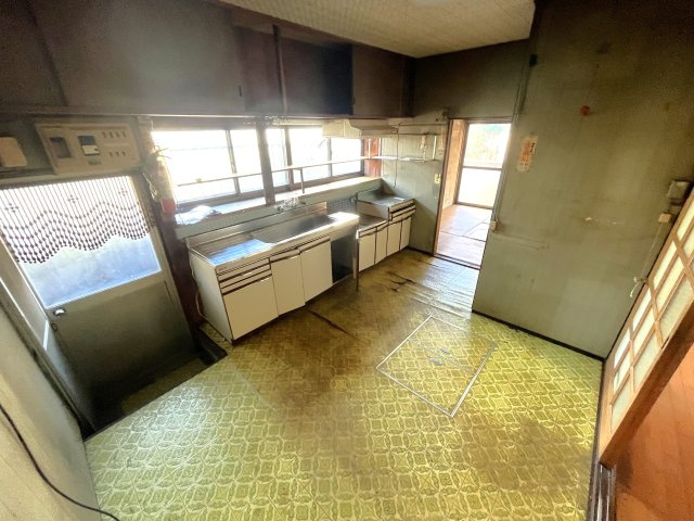 勝立貸家のキッチン