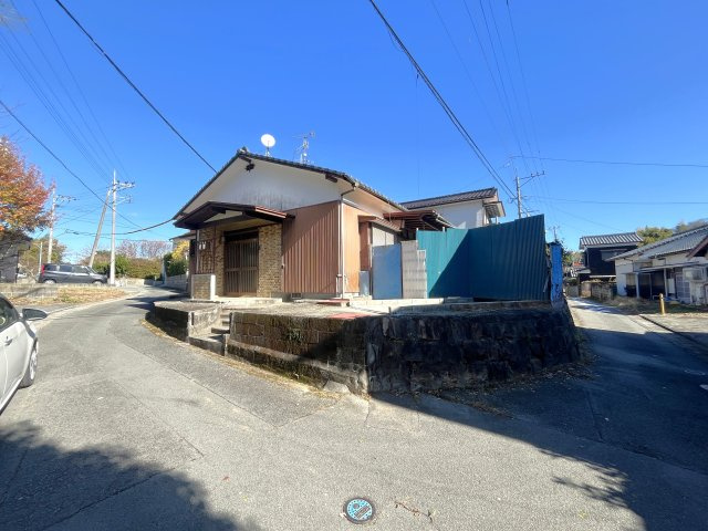 勝立貸家の外観パース