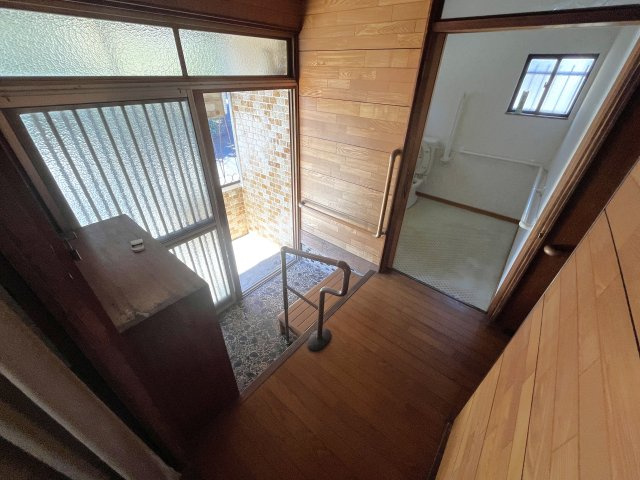 勝立貸家の内装